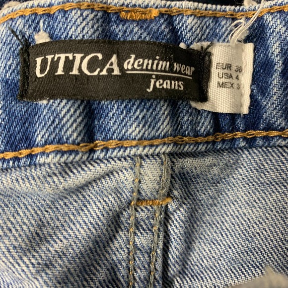 Utica Denim Floral Embroidered High Rise Raw Hem Shorts Size 4 - Picture 7 of 7